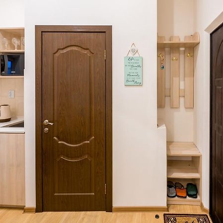 Apartment on Khmelnytskogo street Lviv Eksteriør bilde